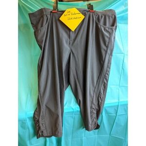 Lee Active Performance Capris with Gathering Detail 22W Medium